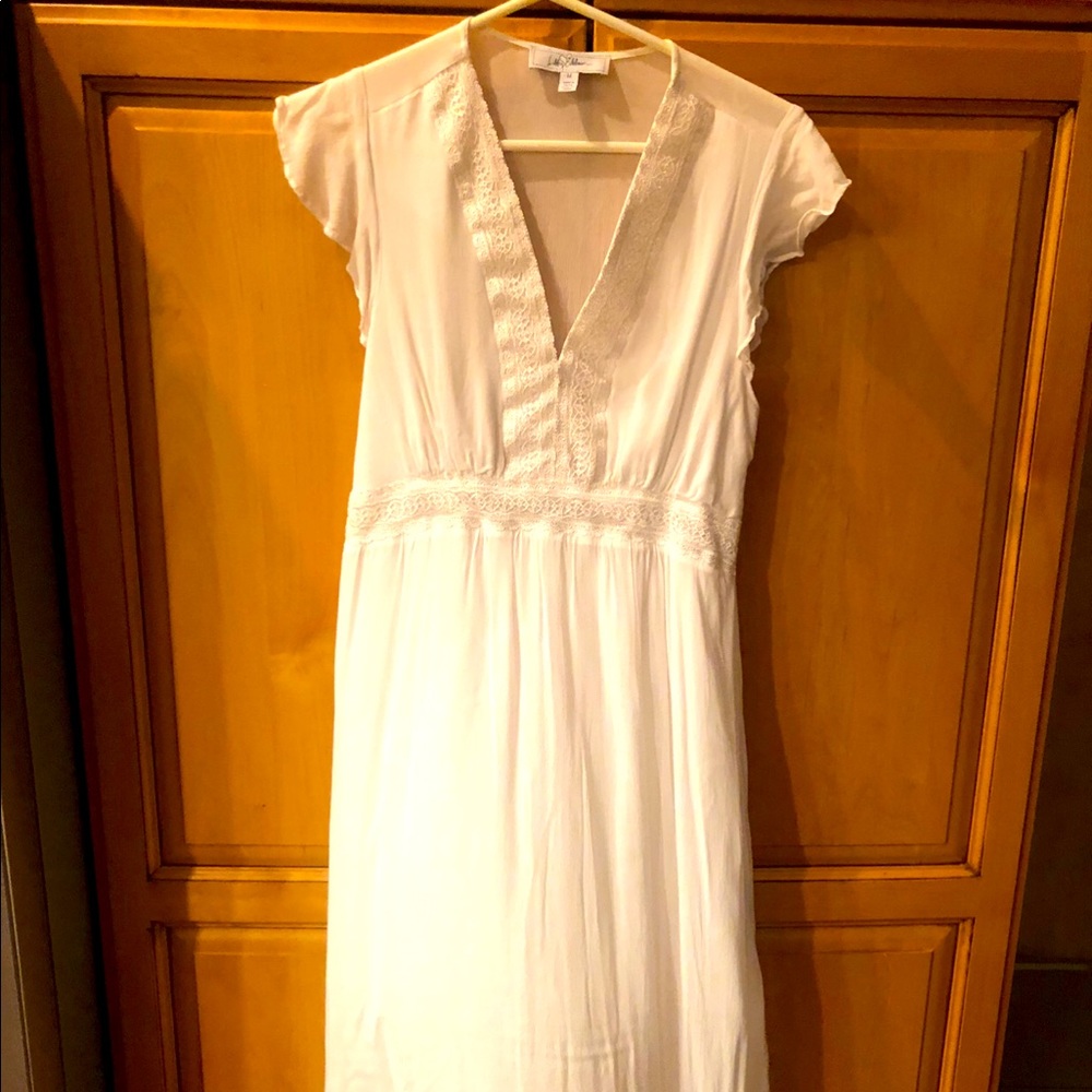 White, flowing, asymmetrical, summer dress. Med.